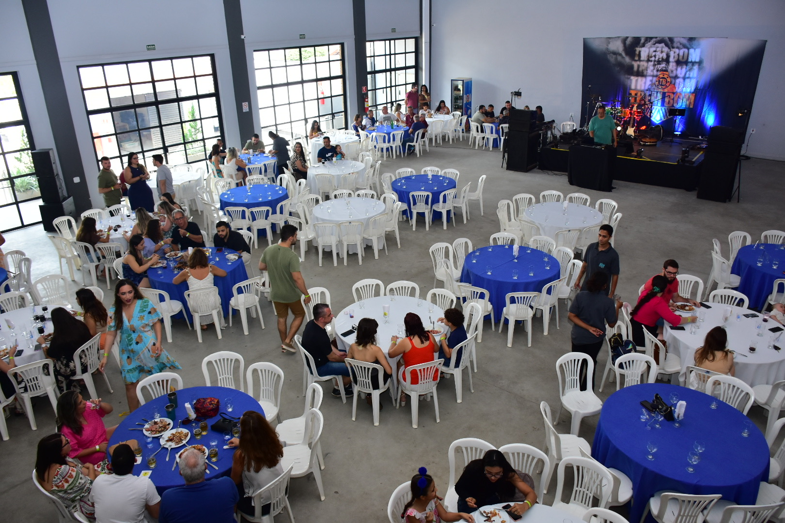 25ª FESTA D@S BANCÁRI@S DE ITAPERUNA E REGIÃO