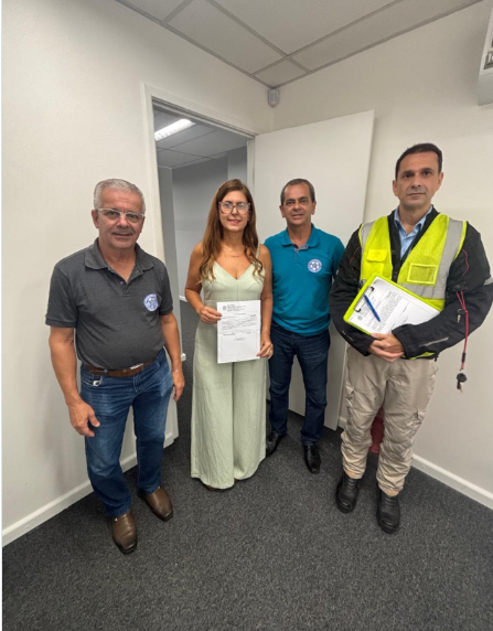 Mais uma vitória! Banco demite irregularmente, mas Sindicato garante reintegração